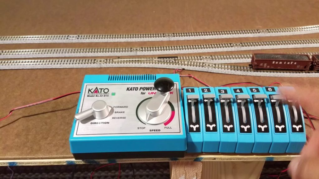 Kato N Scale DCC Santa Fe Layout