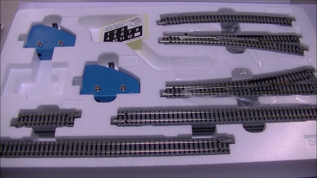 KATO V1 島式ホーム用待避線電動ポイントセット 【Nゲージ 鉄道模型】