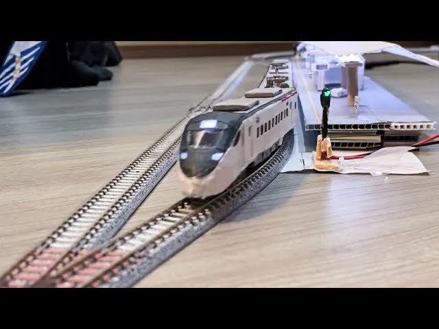 Tomix待避線運作（W7系、EMU3000）