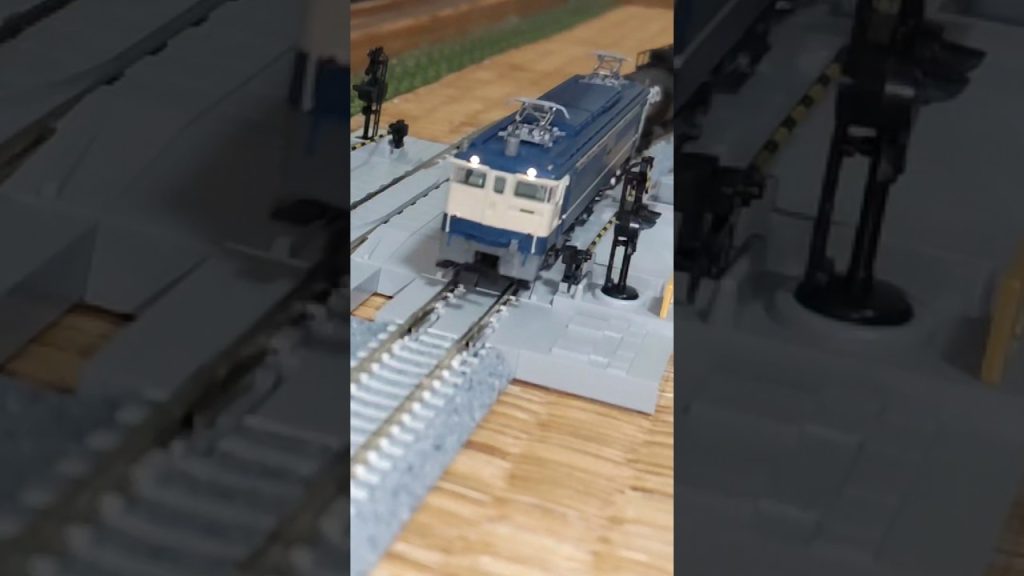 鉄道模型 KATO Nゲージ 踏み切りで遊ぶ!