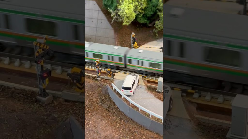 【ハイテク】動くのは列車や踏切だけではありません【新技術】#「रेलवे #train #踏切  #nゲージ  #鉄道模型 #modelrailroad  #railroadcrossing