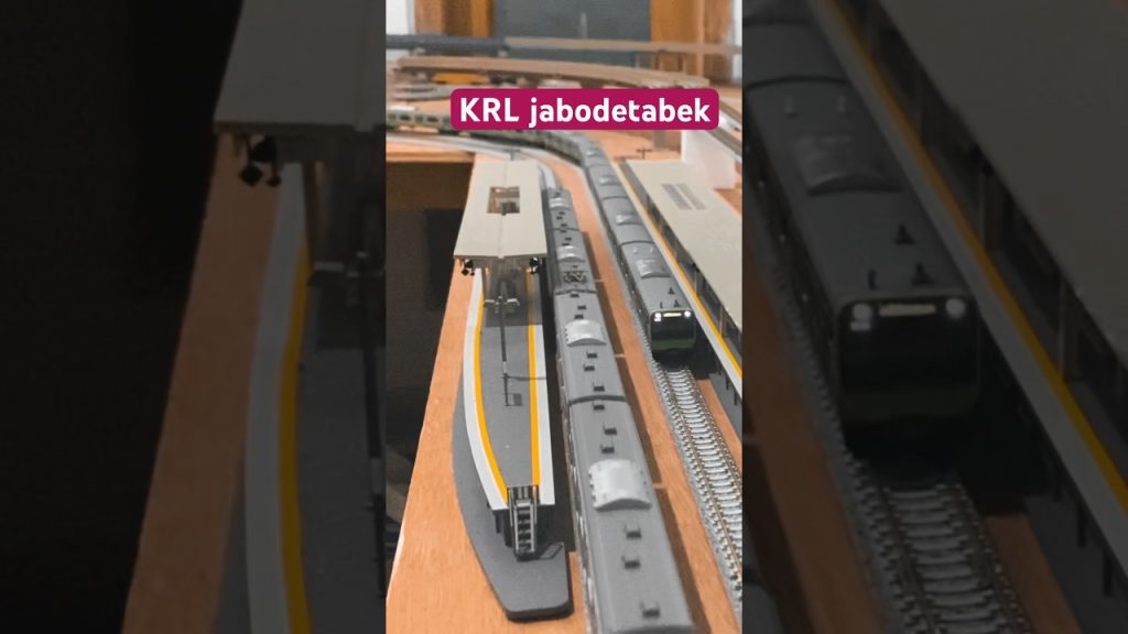 #train #miniaturkeretaapi #tomix #railway #modeltrains #mainankeretaapi #nゲージ #commutertrain #krl