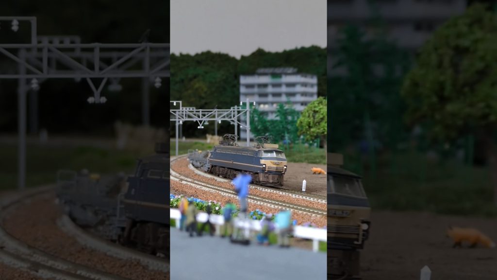 #ニーナ #EF6627 ▼N-scale model, TOMIX Electric Locomotive EF66-27 & Container freight cars. #shorts