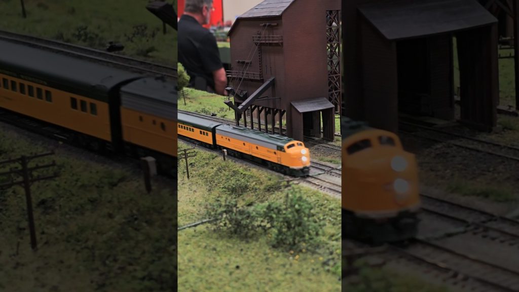 Kato N Scale Chicago North Western E8A/B coaling station #modelrailroad #modeltrains #nscale #kato