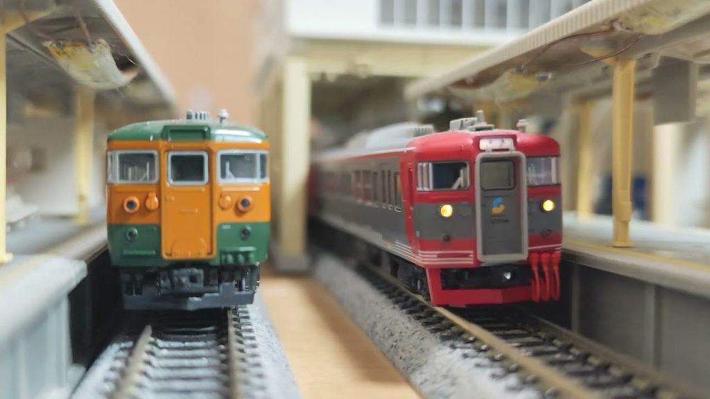 【Nゲージ 実車音付き】しなの鉄道115系(3両)　とある駅を発車