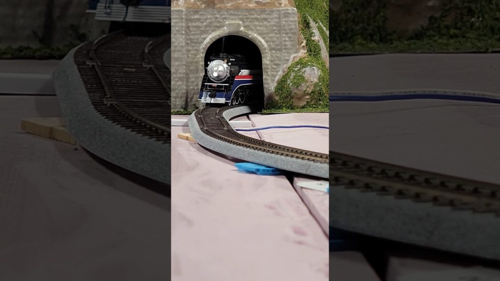 SP GS-4 Pulling An Excursion Train Through The Mountains. #train #railway #modelrailroad #steam