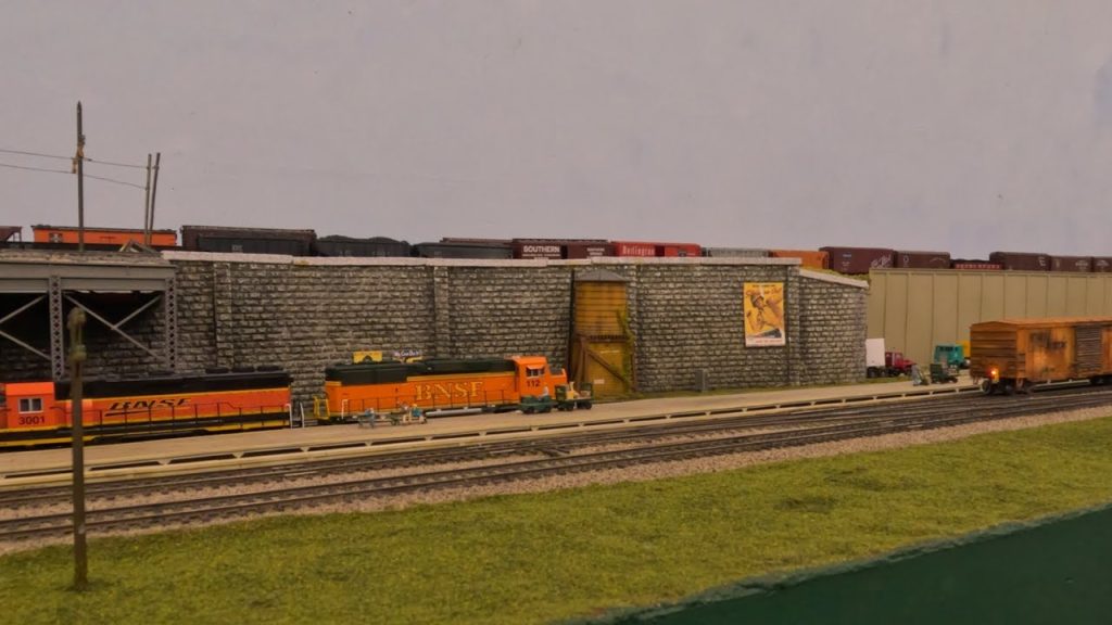 HO Scale Railfanning Ep.57 New Locomotives On The Mainline