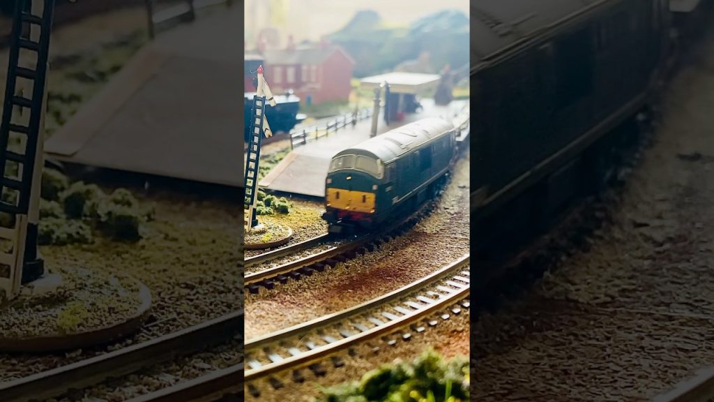 N Gauge railway modelling - Class 22 with a freight train