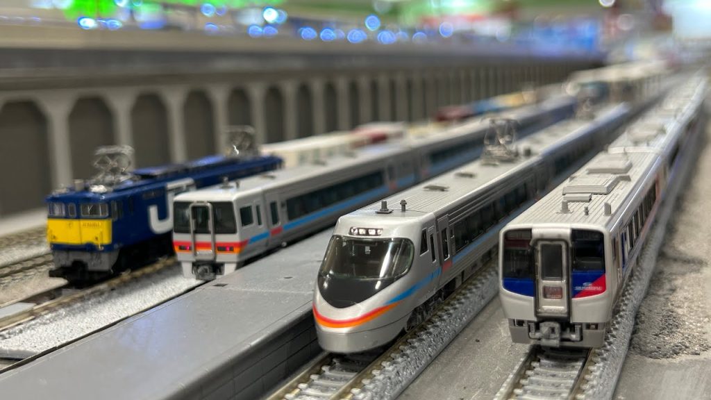 Nゲージ KATO四国の特急列車とEF65-1059貨物列車
