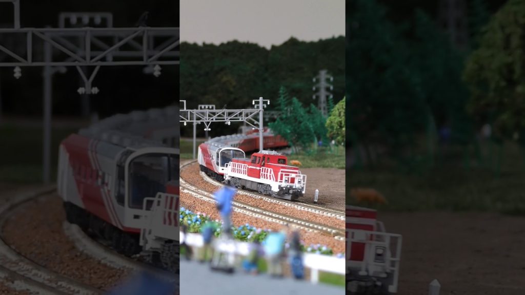 虹釜みが深い #スーパーエクスプレスレインボー  ▼N-scale, Diesel Locomotive DD200 & Series 14-700 "Super Express Rainbow".