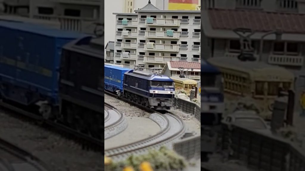桃太郎が貨物を牽引 #鉄道模型 #nゲージ #鉄道