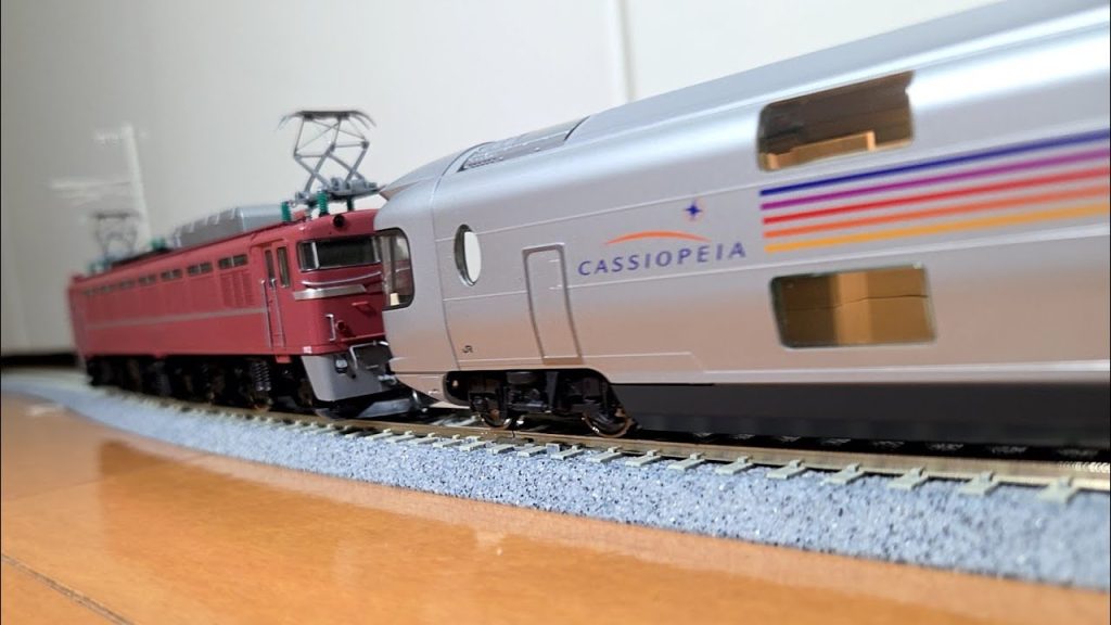 【鉄道模型】16番（HO）/寝台特急カシオペア（TOMIX 製）を走らせます！牽引機はEF81-81号機（TOMIX 製）!!　最後は実車の走行映像です！2025年6月30日ラストランです✨