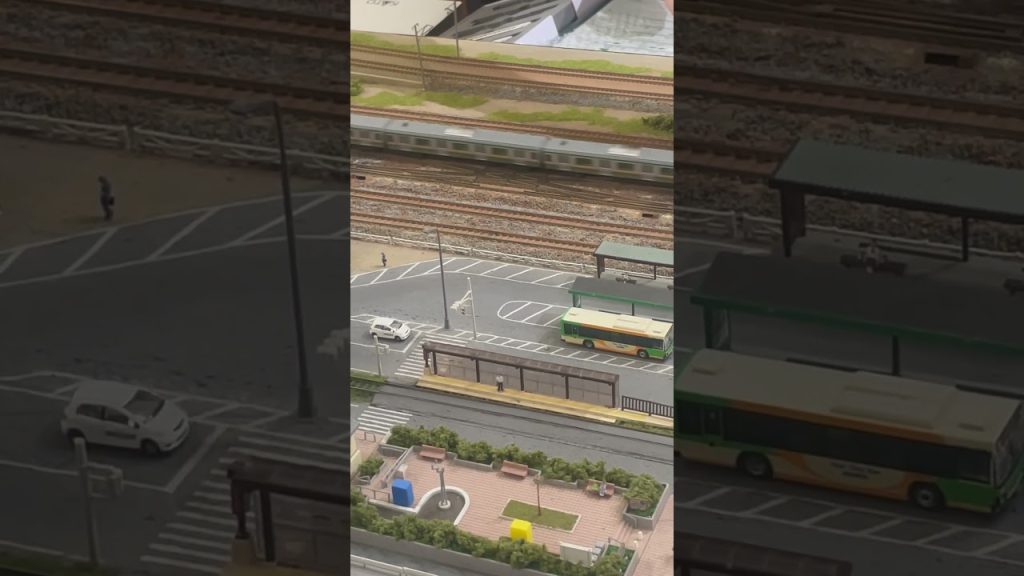 Nゲージ城鎮-行駛中（順行） KATO 10-1785 電車（模型）E231系1000番台 東海道線 (更新車) 增結A (4輛)通過剪式橫渡線@溫刀鐵道🚄🛤️