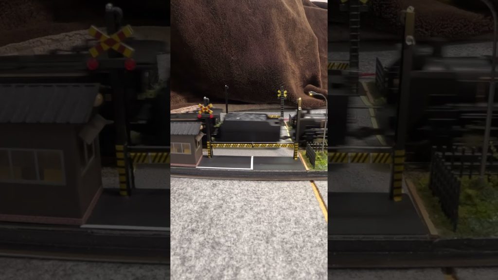 Hoscale 第二種複線踏切 KATO新旧D51重連 DD51重連 【大阪ジェイモデリング】【GoPro】【ショート】 part 1   022
