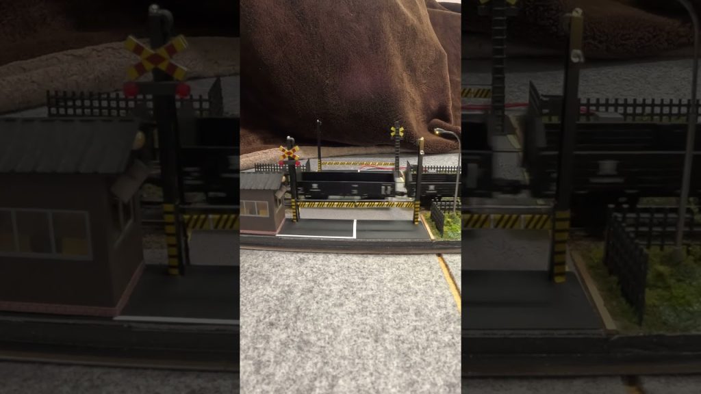 Hoscale 第二種複線踏切 KATO新旧D51重連 DD51重連 【大阪ジェイモデリング】【GoPro】【ショート】 part 1   023
