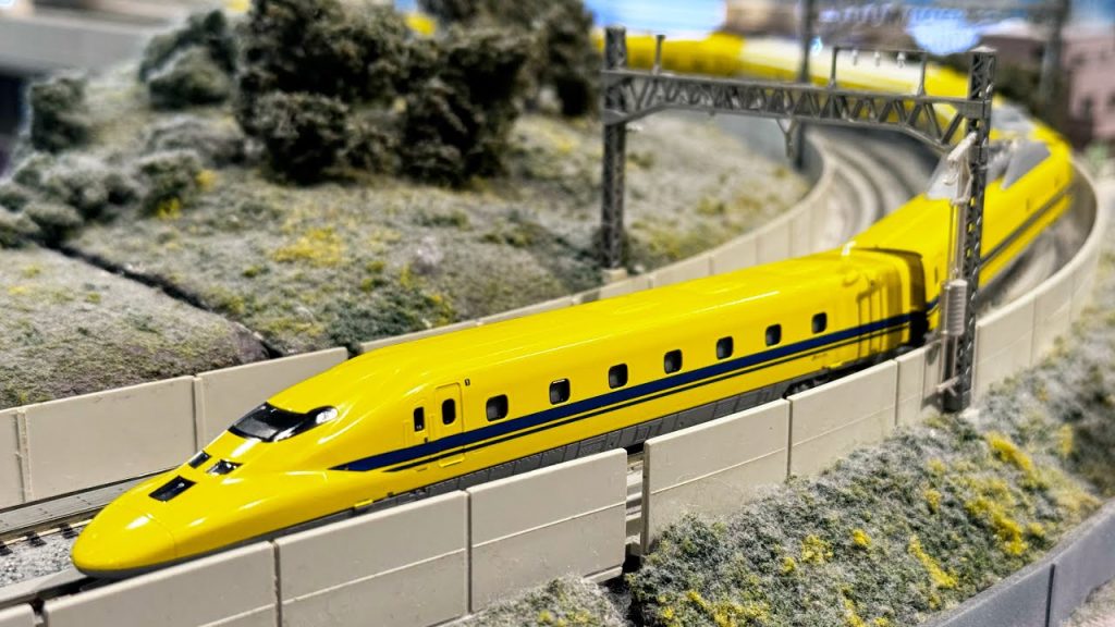 KATO Tokyo: Dr. Yellow Unboxing & Incredible Diorama Experience!