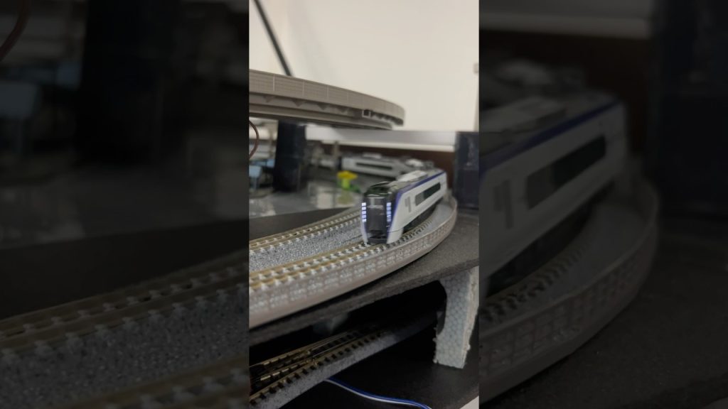 Nゲージ 新しく入手した特急あずさかいじ走行シーン！