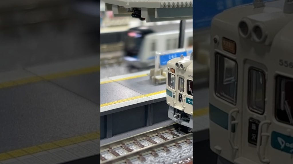 【Nゲージ】 マイクロエース初代5000形を追い抜くポポンデッタ小田急新5000形 #鉄道模型 #train #nゲージ #鉄道 #小田急
