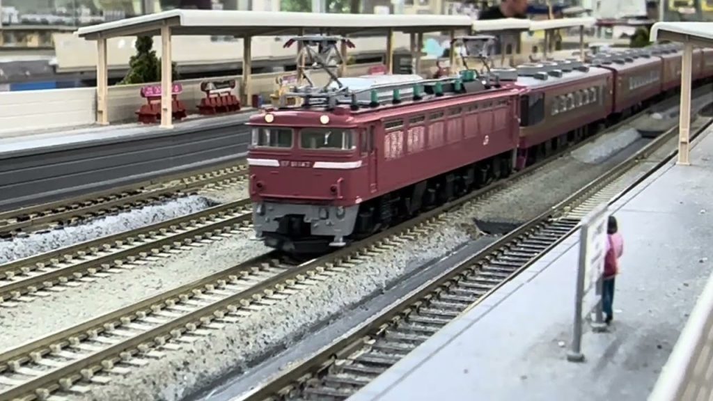 TOMIX EF81形(長岡運転所•ローズ•ひさし付) その①