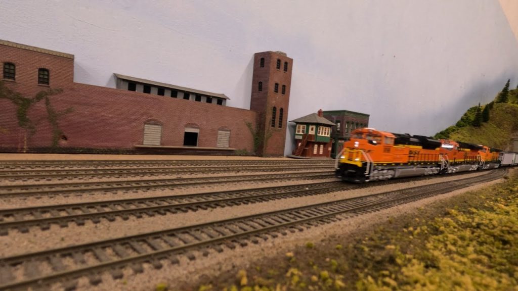 BNSF Mainline Mayhem! HO Scale Freight Train Part 2