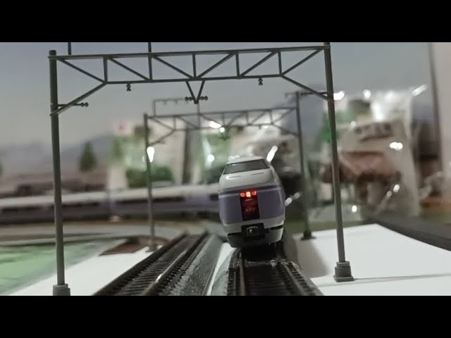 振り子電車 鉄道模型 KATO ユニトラック線路