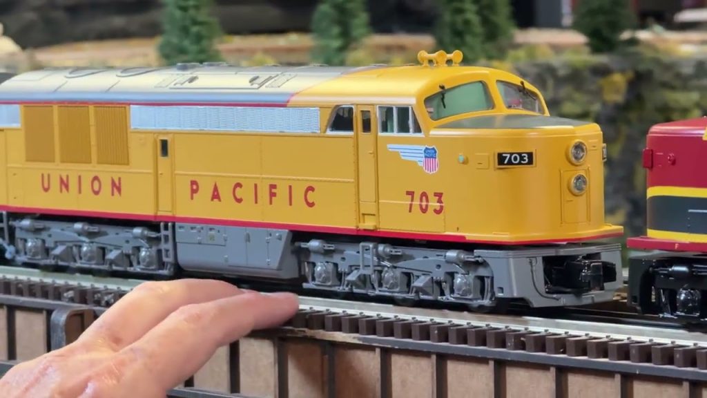 MTH releases their Premier FM Erie Builts