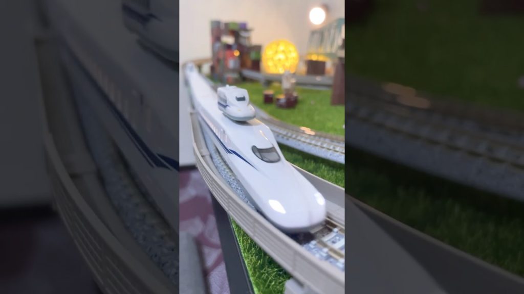 新幹線N700S、赤ちゃんと一緒にお出かけ！ #nゲージ #鉄道模型 #modeltrains #nscale #shinkansen #新幹線