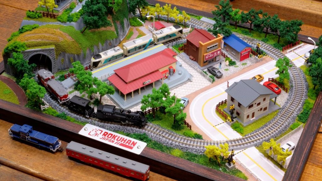 Zゲージの壁掛けレイアウト / ROKUHAN 鉄道模型 / Z-gauge  WALL-MOUNTED LAYOUT SET